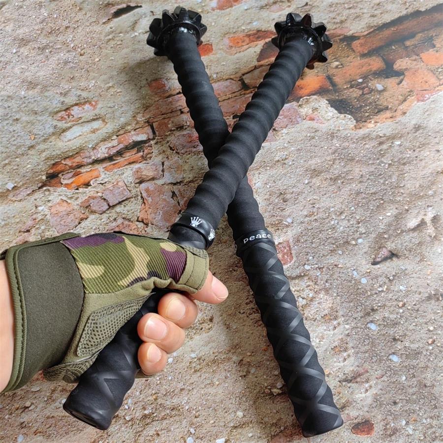Set of 2 Black Outdoor Functional Tools