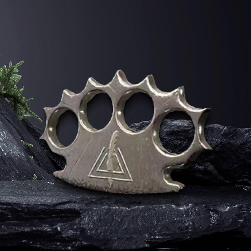 Four-hole Zinc Alloy Lightweight Outdoor Tool for Easy Carrying