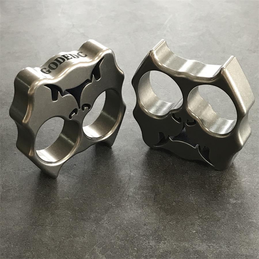 GODEDC Titanium TC21 Canine Head Dual-Hole Outdoor Tool