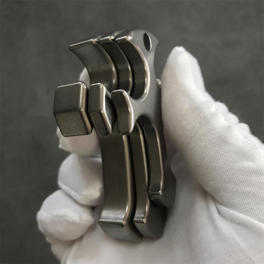 Cross Pattern Titanium Pendant Tool for Outdoor Carry