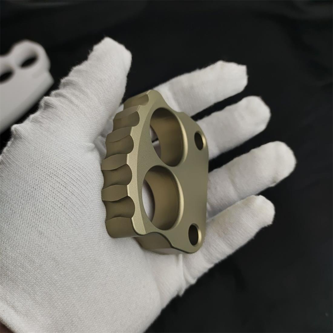 Thick Aluminum Mini Skull EDC Tool Featuring Two Portable Holes