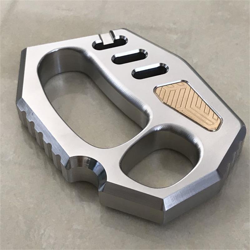 Large Irregular Rope Hole 304 Steel Outdoor Utility Tool