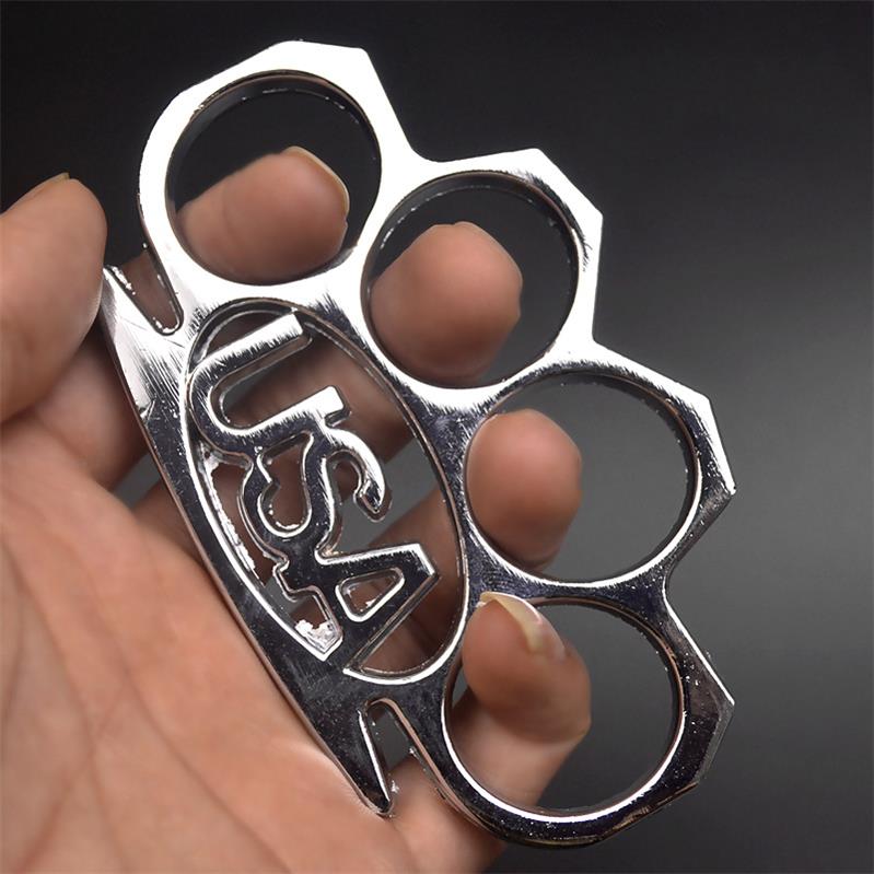 Easy-to-Carry Outdoor Tool with Large Hole and Lightweight EDC Feature