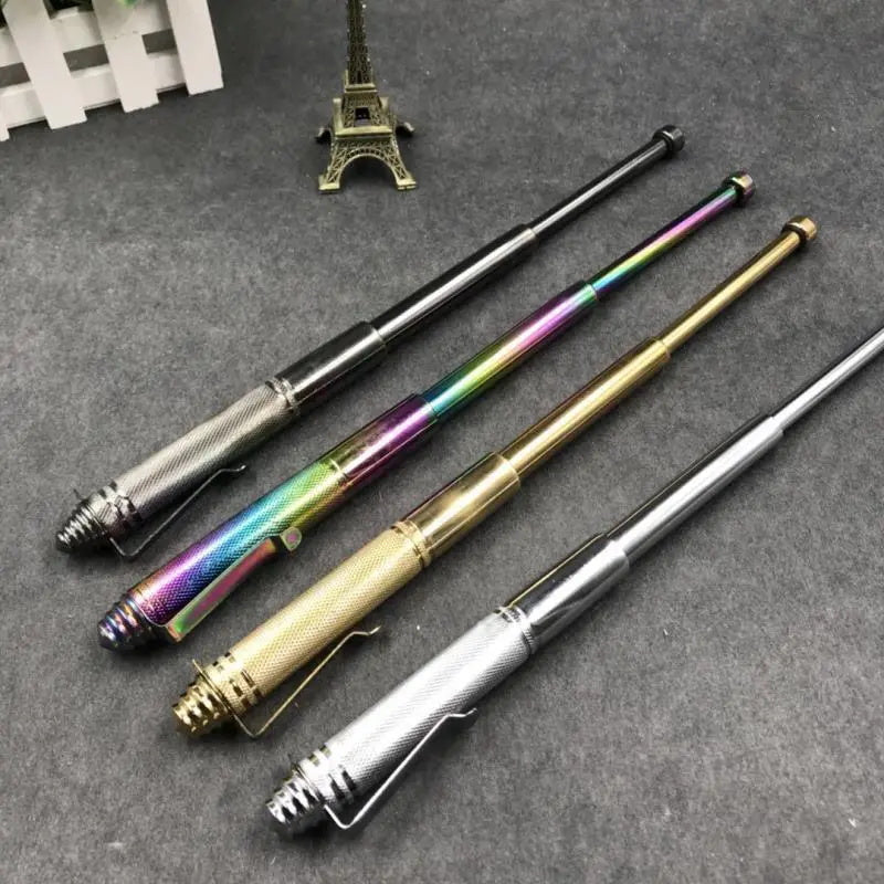 Small Expandable Tool in Pen Design