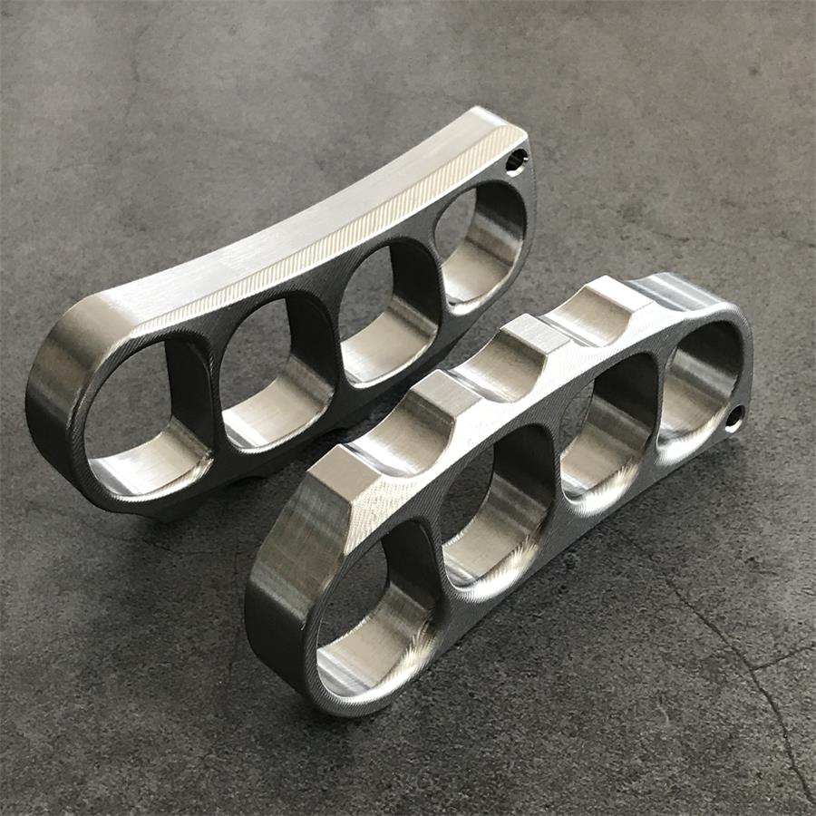 Titanium Pea Outdoor EDC Tool with Light Build and Surface Texture Design