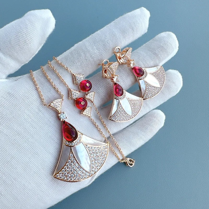 Zircon Pearl Fan Pendant Set