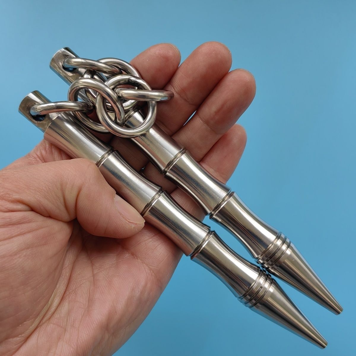 Portable Size Outdoor Tool with Non-slip 304 Steel Build