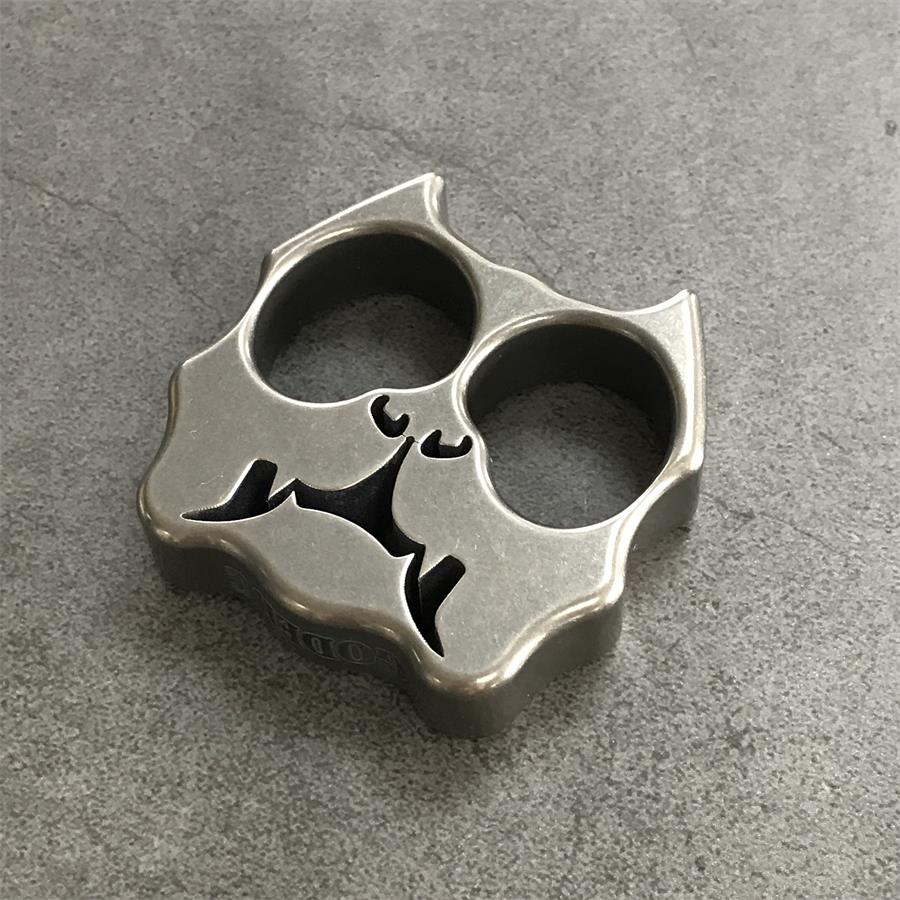 GODEDC Titanium TC21 Canine Head Dual-Hole Outdoor Tool
