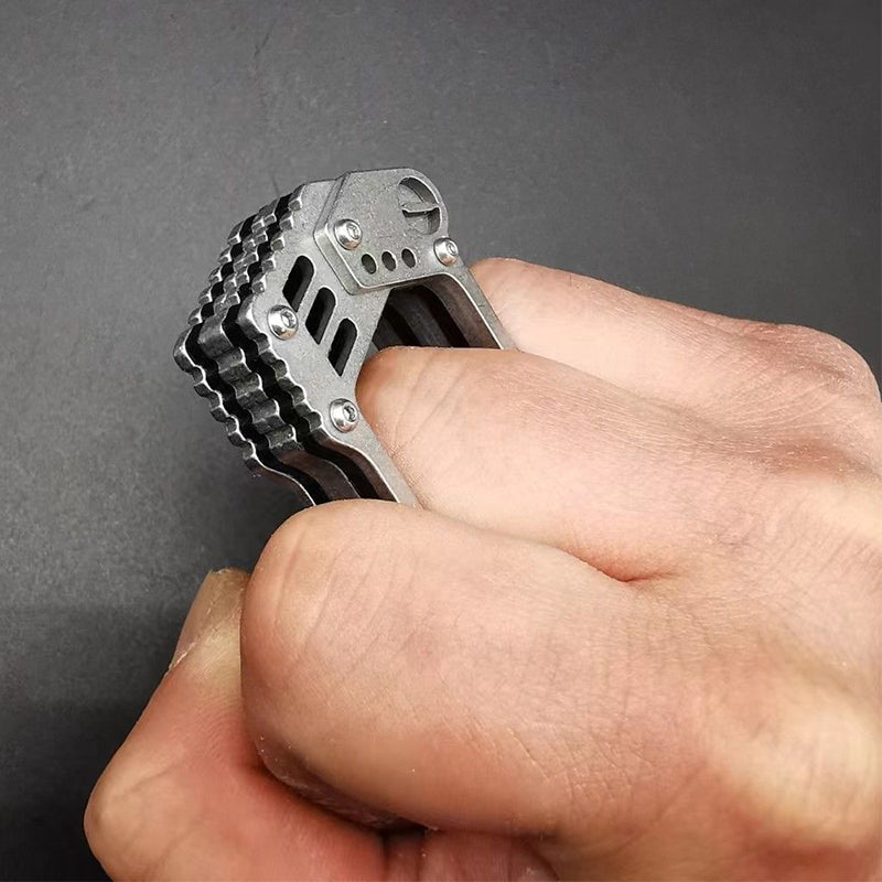 Single-Hole Steel Tool for Outdoor Everyday Carry and Portability
