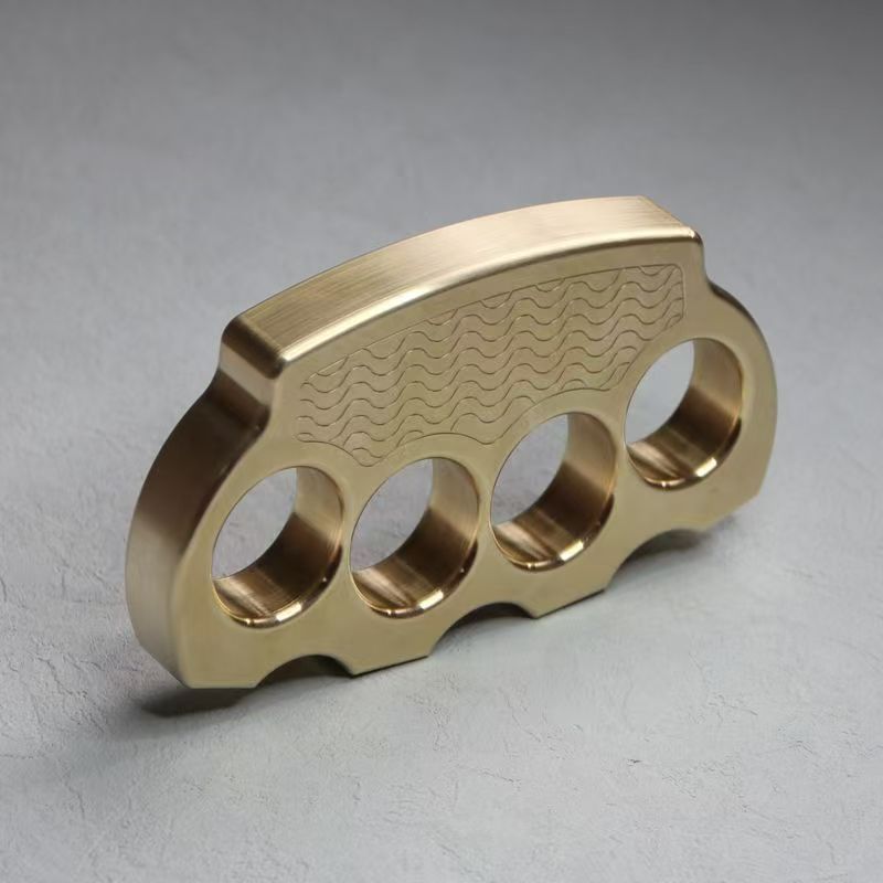 Outdoor Tool in Brass with Thick Structure and Wave Pattern
