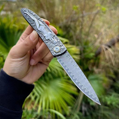 Outdoor Pocket Tool with Engraved Vintage Handle and Double-Sided Damascus Folding