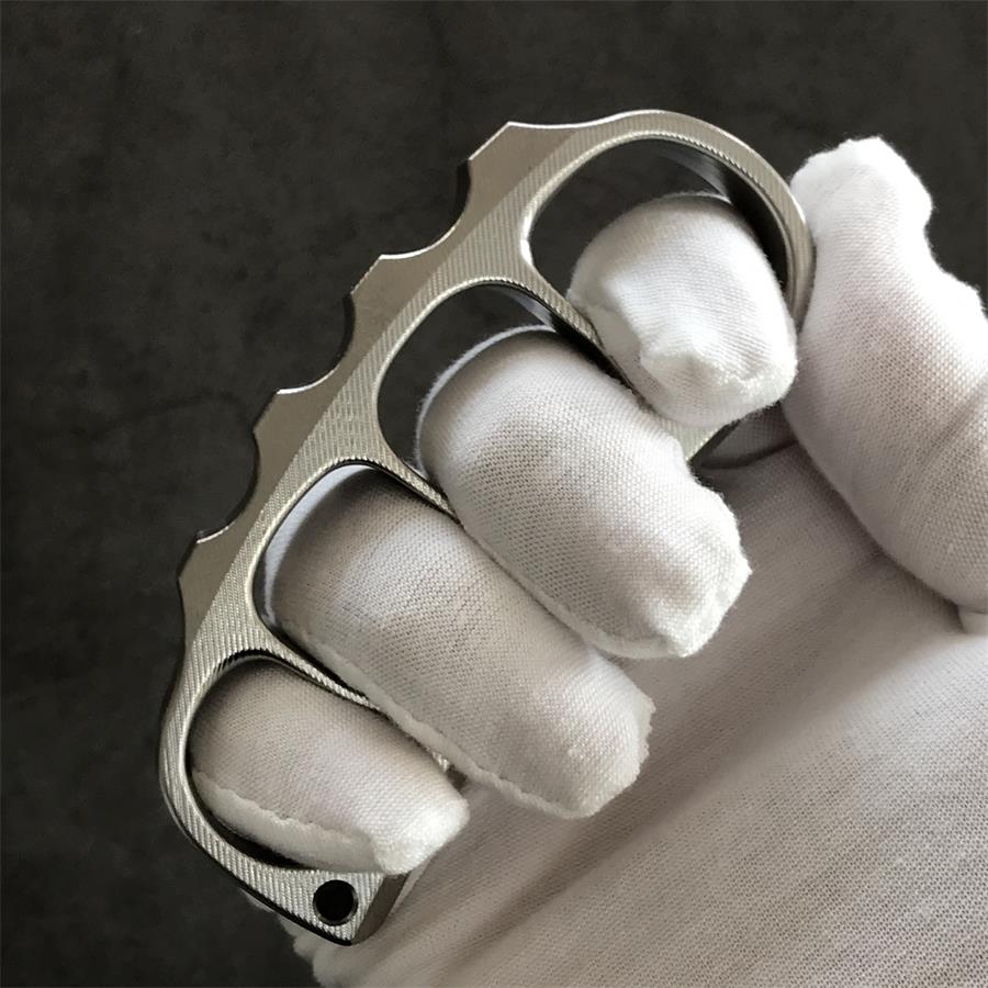 Titanium Pea Outdoor EDC Tool with Light Build and Surface Texture Design