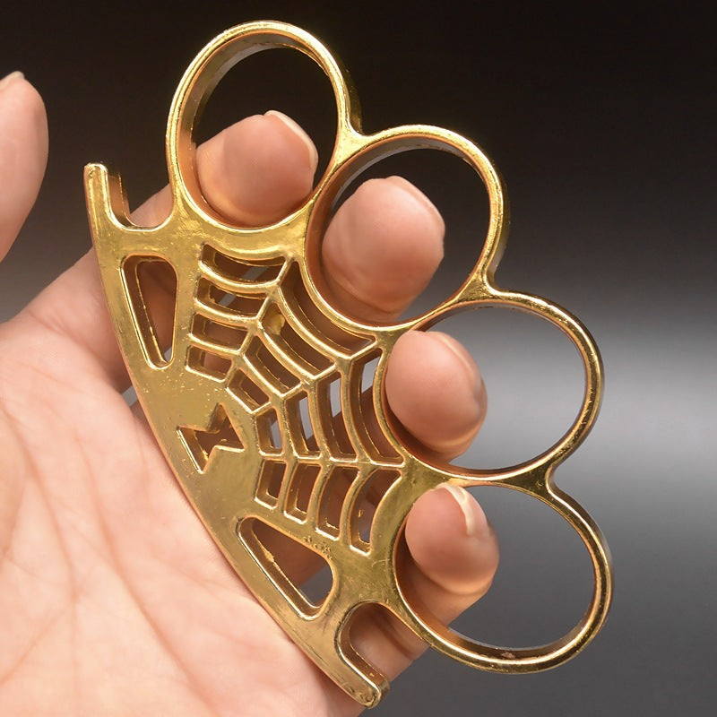 Cobweb-Inspired Outdoor Tool with Large Opening for EDC
