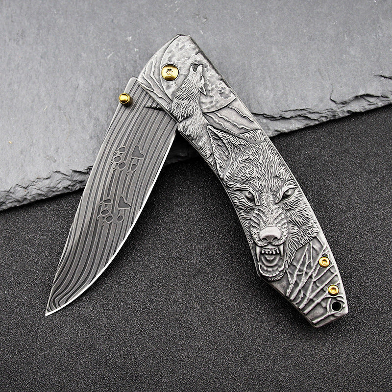 Outdoor Camping Pocket EDC Tool Featuring a Wolf-Patterned Folding Handle