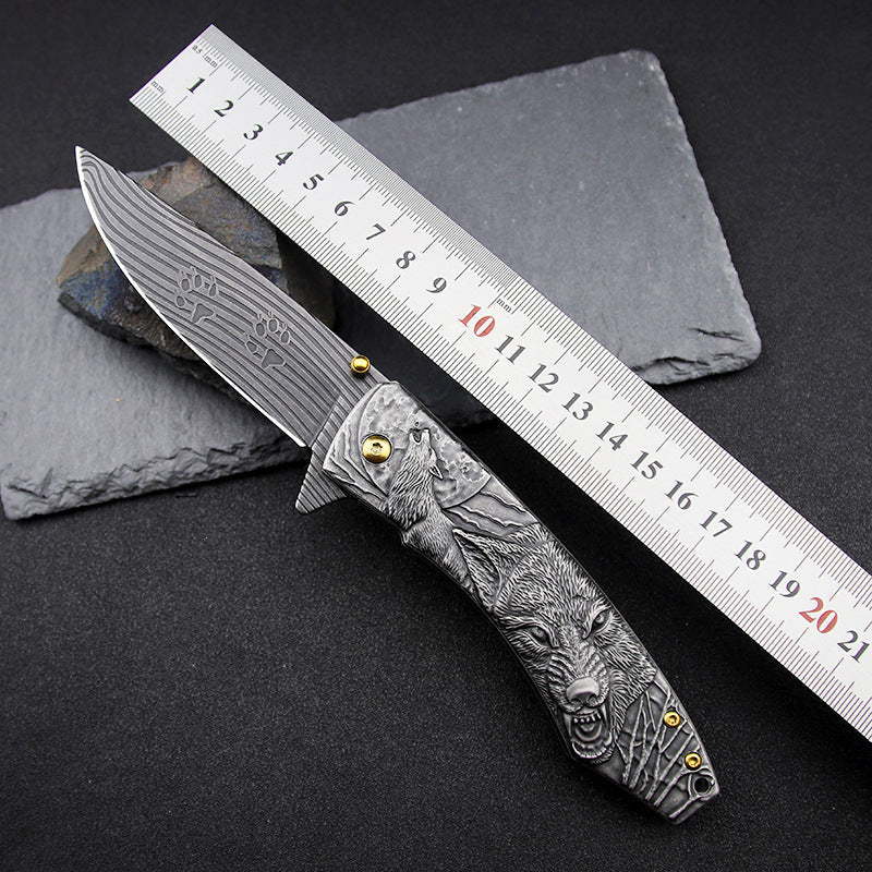 Outdoor Camping Pocket EDC Tool Featuring a Wolf-Patterned Folding Handle