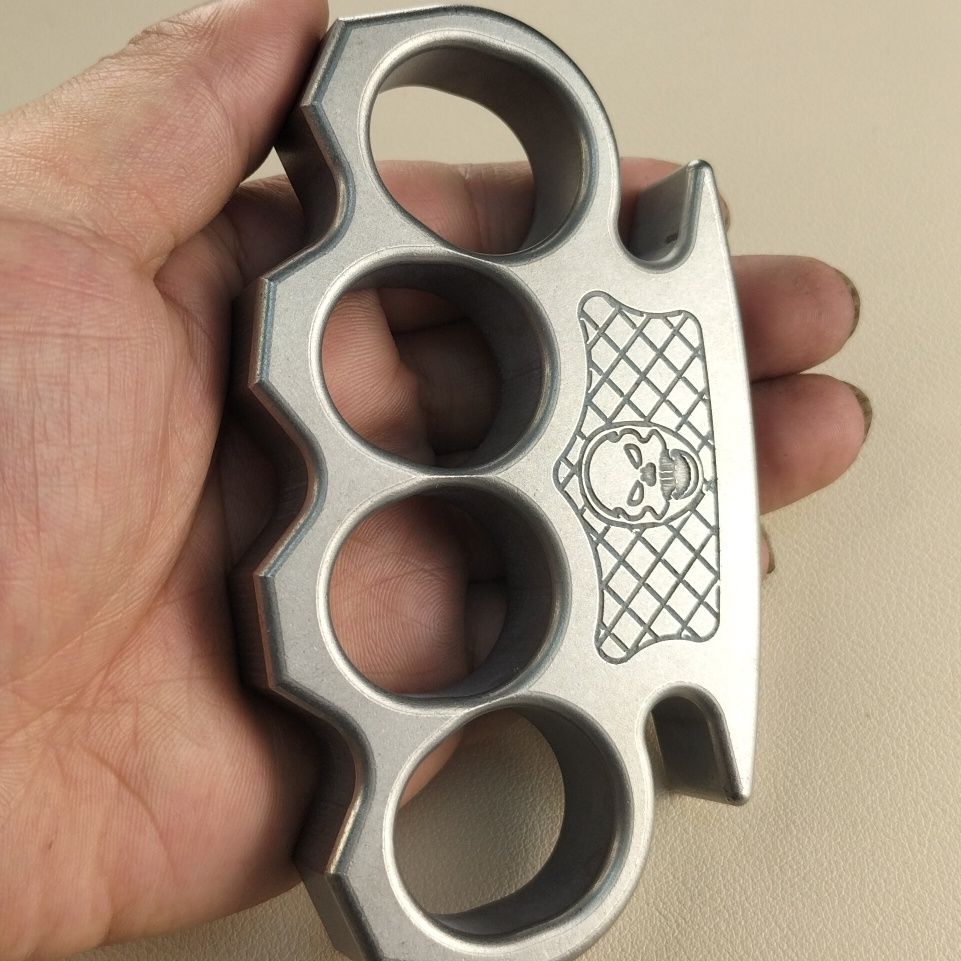 Stainless Steel Fine Wave and Large Hole Small Skull EDC Outdoor Tool