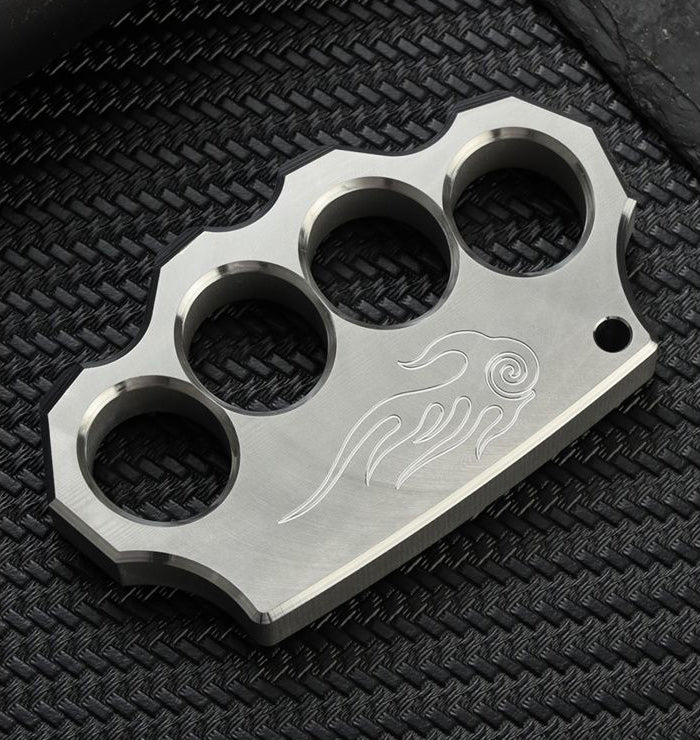 Vintage-Inspired Steel Whirl Pattern Carry Tools
