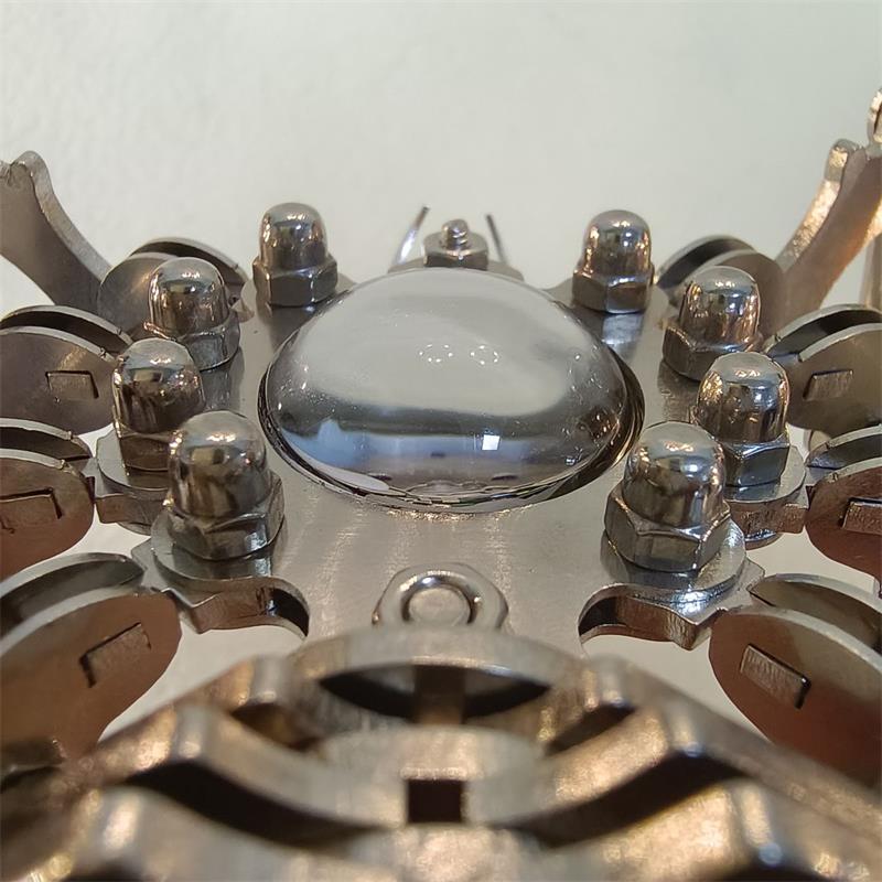 Steel Spider Puzzle Decor with Timeless Appeal