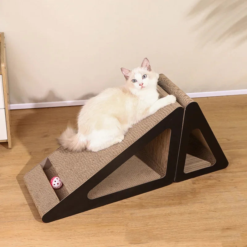 2-in-1 Cat Scratcher with Ball