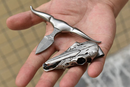 Outdoor Carry Tool with Bullhead Shape Crafted from Damascus Steel