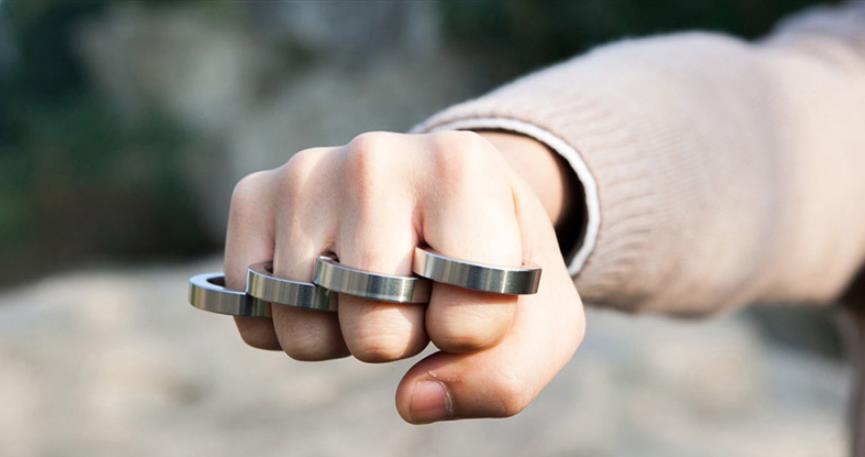 Foldable Four-Hole Stainless Outdoor EDC Tool