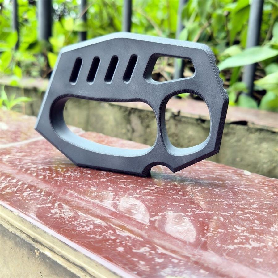 Versatile G10 Large Aperture Everyday Carry Tool