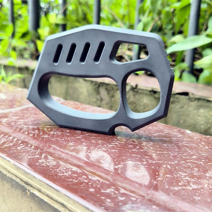 Versatile G10 Large Aperture Everyday Carry Tool