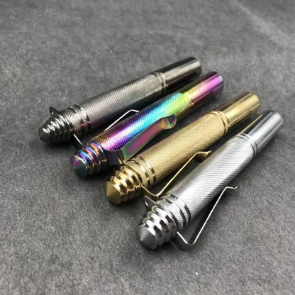 Small Expandable Tool in Pen Design