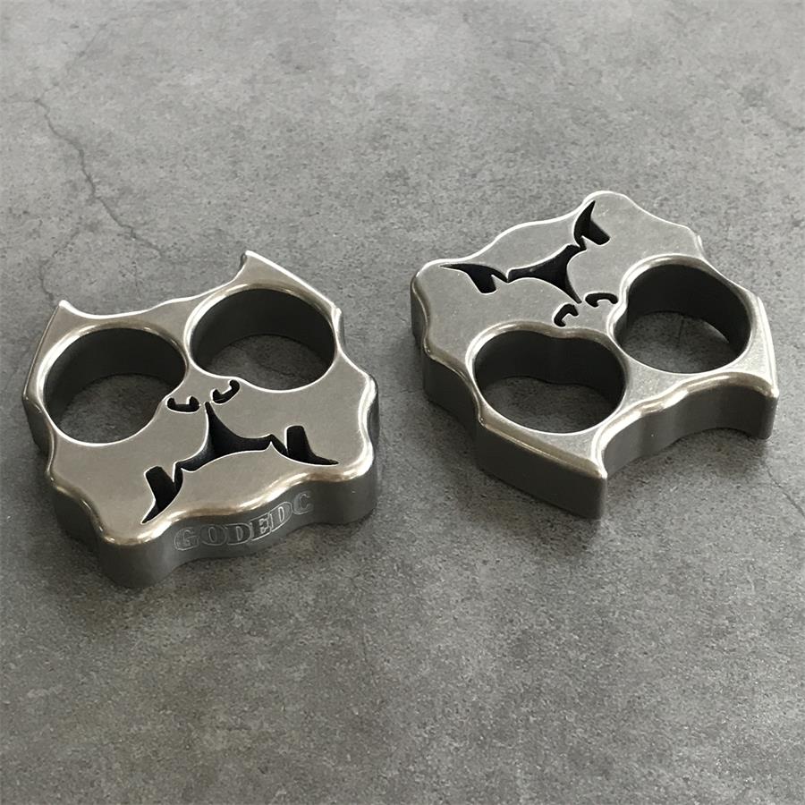 GODEDC Titanium TC21 Canine Head Dual-Hole Outdoor Tool