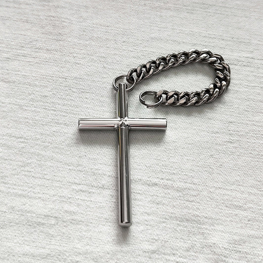 EDC Toothpick Tool Featuring 304 Steel and a Titanium Chain