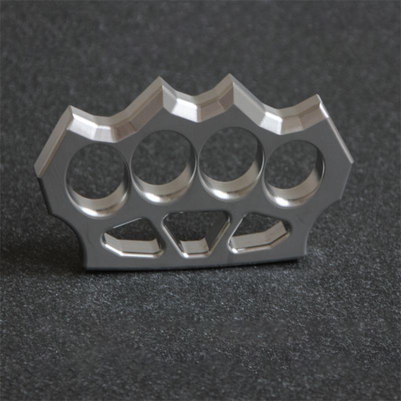 Outdoor Tool with Large Hole in 304 Steel Grass Pattern Design