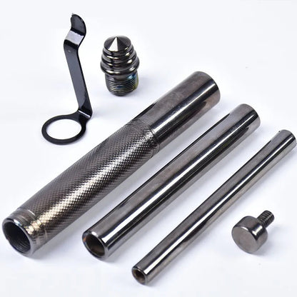Small Expandable Tool in Pen Design