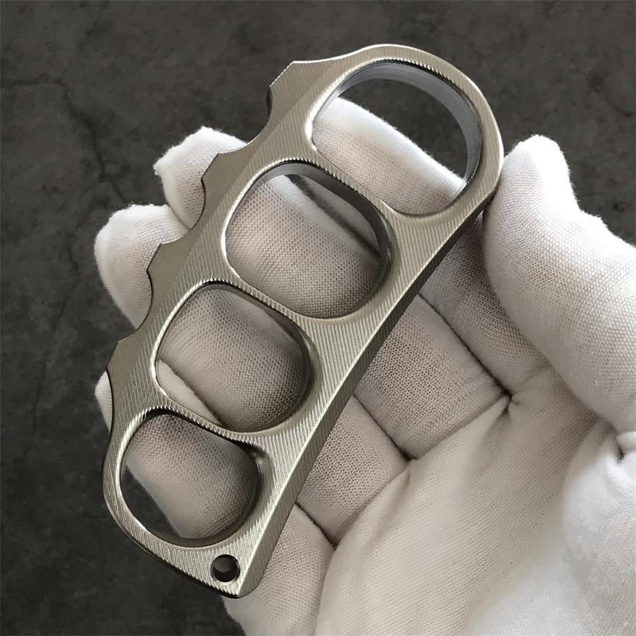 Titanium Pea Outdoor EDC Tool with Light Build and Surface Texture Design