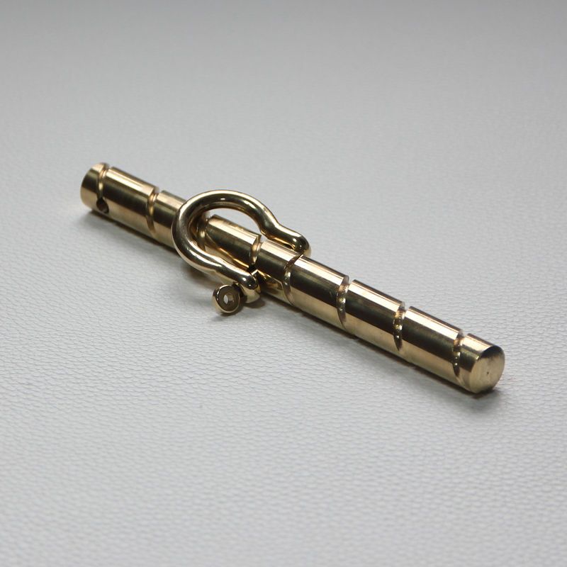Dual-Hole Patterned Brass Horseshoe Outdoor EDC Tool