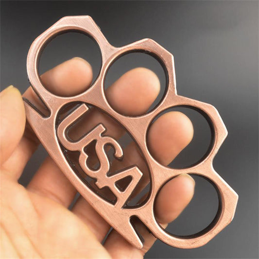 Easy-to-Carry Outdoor Tool with Large Hole and Lightweight EDC Feature