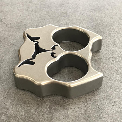 Titanium Dog Head Two-Hole Outdoor EDC Keychain Backpack Tool for Easy Carry