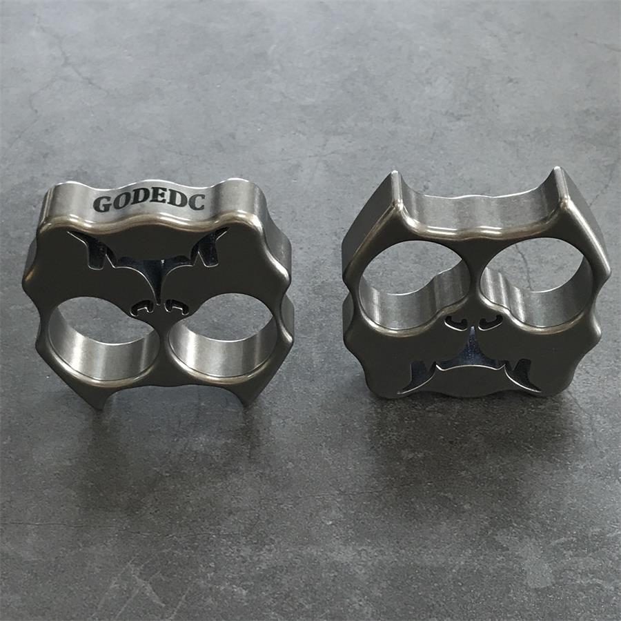GODEDC Titanium TC21 Canine Head Dual-Hole Outdoor Tool