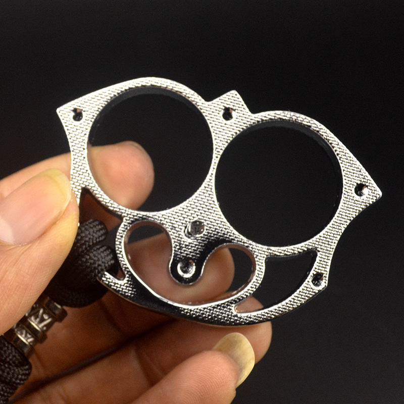 Mini Portable Defense Brass Knuckle Duster Two Finger Buckle Defence Window Breaker Fighting Gear