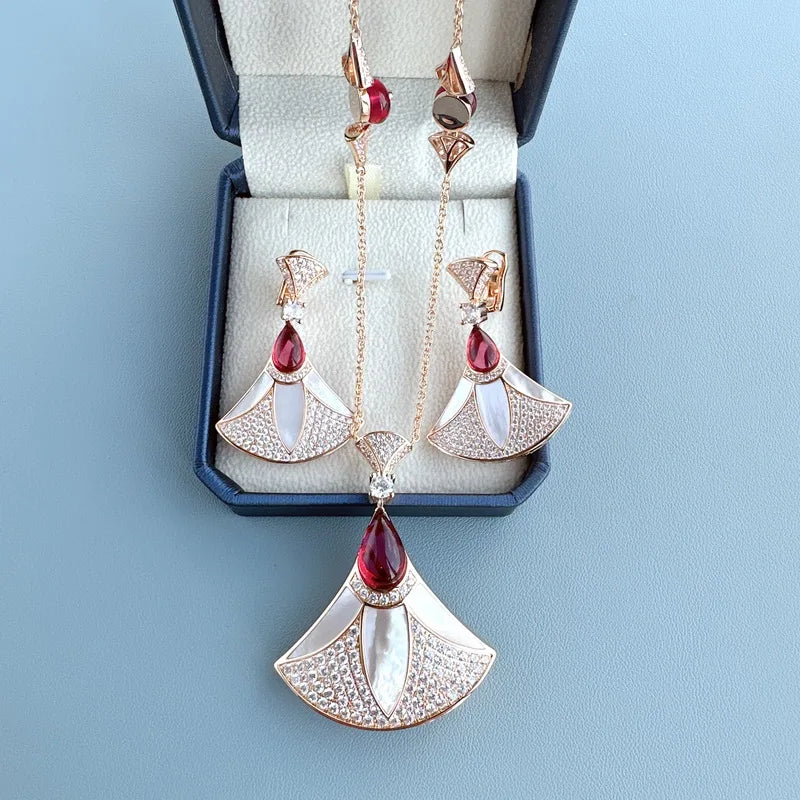 Zircon Pearl Fan Pendant Set