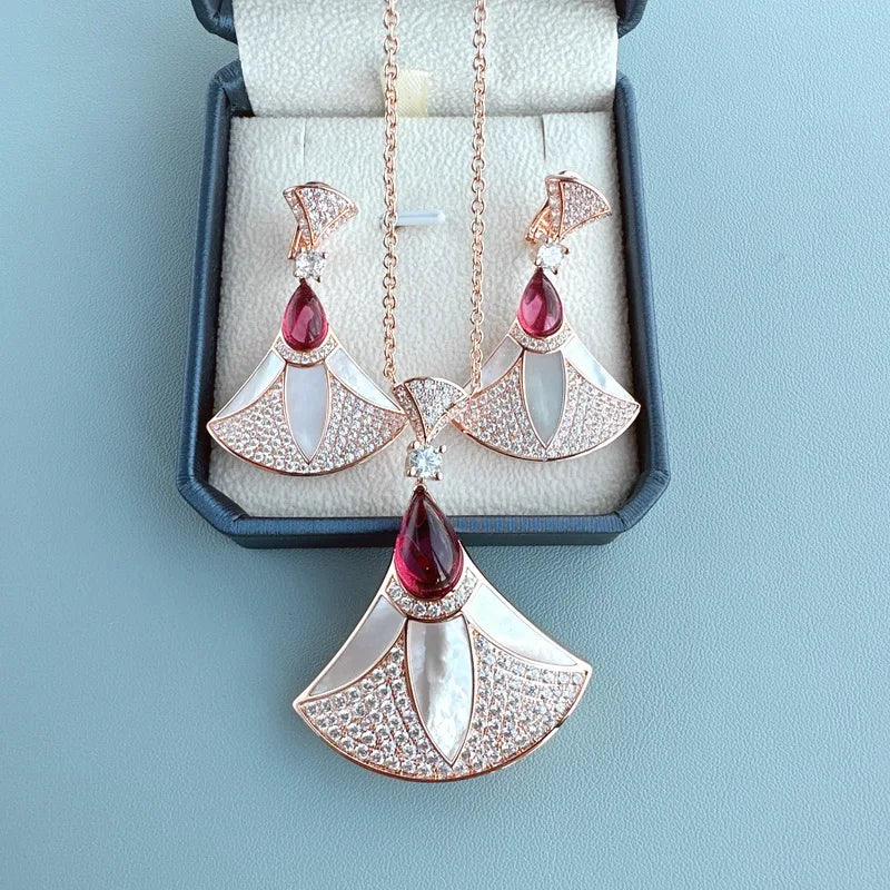 Zircon Pearl Fan Pendant Set