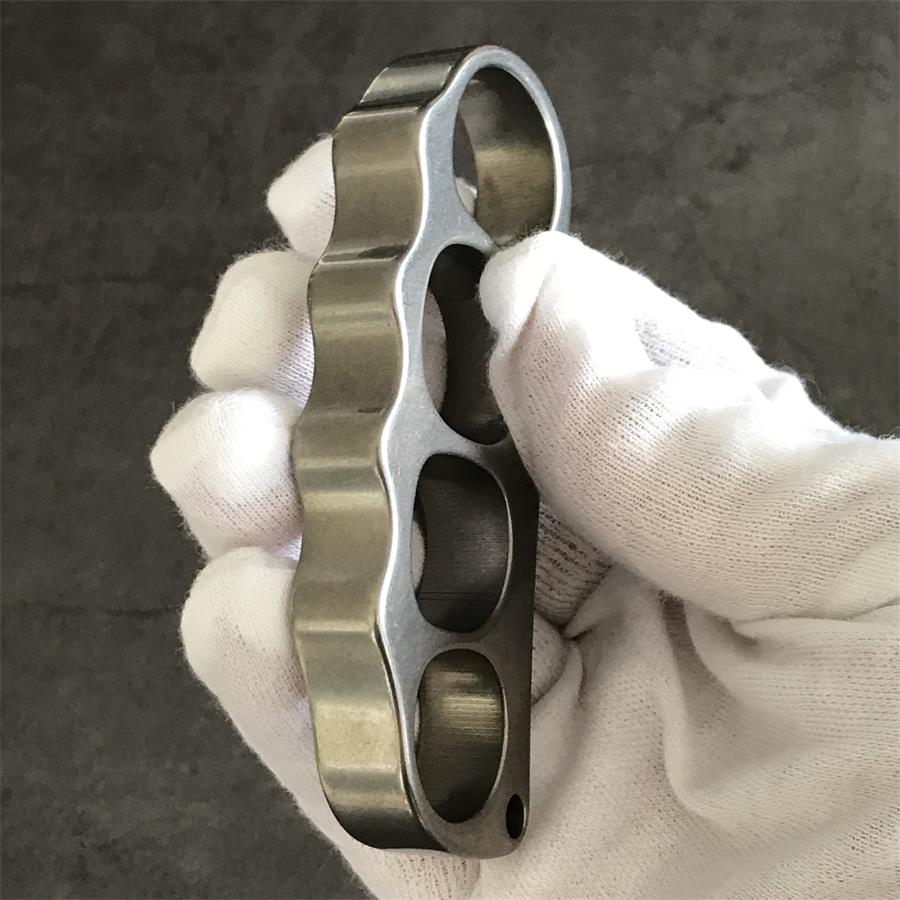 Outdoor EDC Tool Featuring Medium Titanium Pea Shape