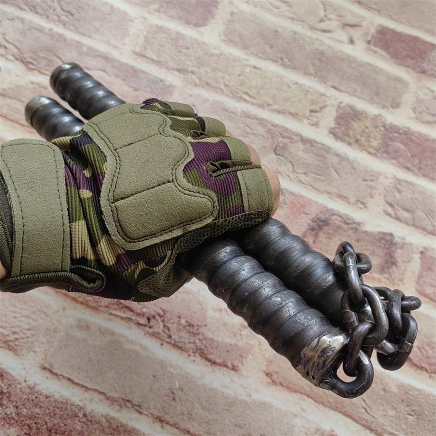 Multi-Use Chain-Linked Black Outdoor Tool