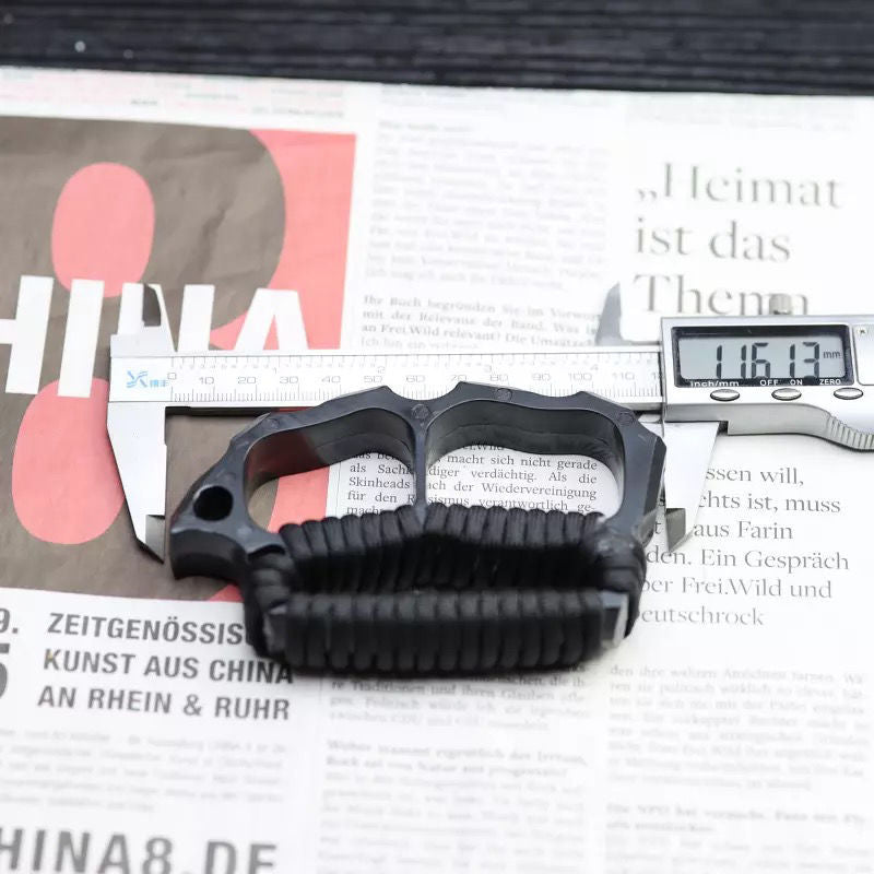 Outdoor Finger Bottle Opener Made of Black Carbon Fiber