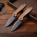 ZT0512 Stylish Brown Handle Outdoor Portable Tool
