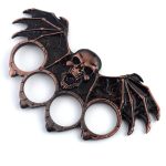 Large Bat Multiple Colors Four Fingers Outdoor EDC Tools - Image 4