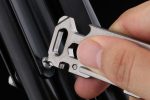 Titanium Multi Tool Keychain Carabiner Key Ring Holder Outdoor Gear - 图片 2
