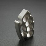 SteelGuard EDC Tool with Knuckle Duster and Window Breaker for Emergency Situations - 图片 5