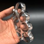 Tactical Brass Knuckles Duster for Quick Defense and Window Break - 图片 9