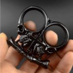 Brass Chaos Knuckle Duster Compact Two-Finger Tool - 图片 8