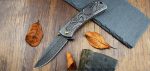 Sheep Eagle and Horse Pattern Handle Folding Knife for Hunting and Outdoor Use - 图片 3